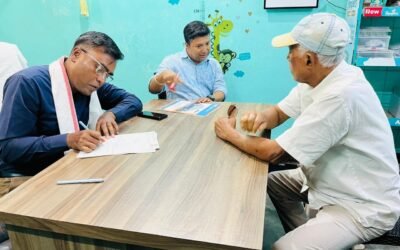 আজাৰাত iUKDৰ ২২১সংখ্যক বিনামূলীয়া স্বাস্থ্য পৰীক্ষা শিবিৰত অংশগ্ৰহণ কৰোঁ